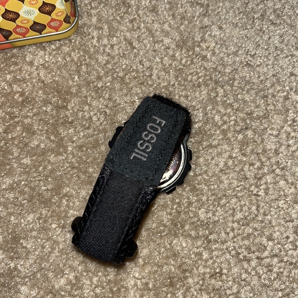 Fossil Blue QC1039 Digital Watch with Tin - Picture 4 of 4